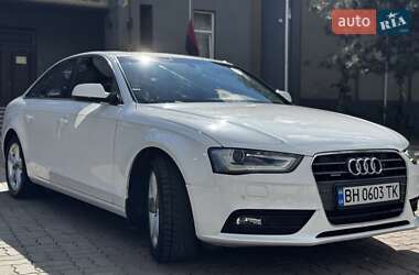 Седан Audi A4 2014 в 