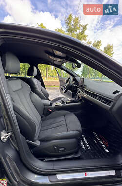 Седан Audi A4 2023 в 