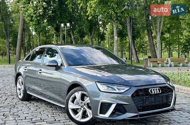 Седан Audi A4 2023 в 