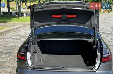 Седан Audi A4 2023 в 