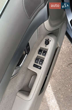 Седан Audi A4 2004 в 