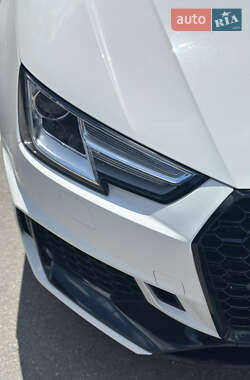 Седан Audi A4 2018 в 