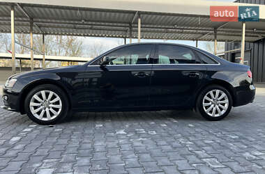 Седан Audi A4 2013 в 