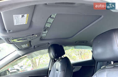 Седан Audi A4 2017 в 