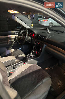 Универсал Audi A4 2000 в 