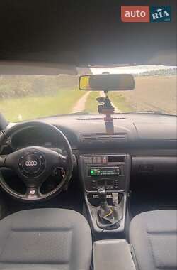 Універсал Audi A4 1996 в 