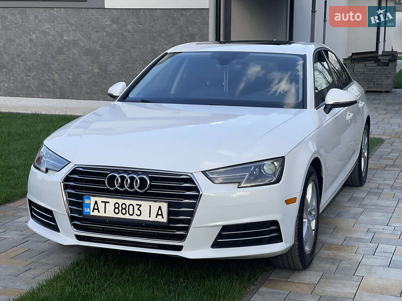 Седан Audi A4 2016 в Ивано-Франковске