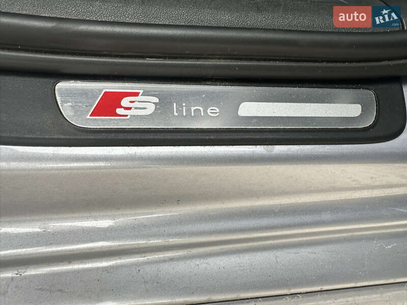 Седан Audi A4 2014 в Києві