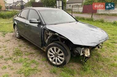 Седан Audi A4 2013 в Ровно
