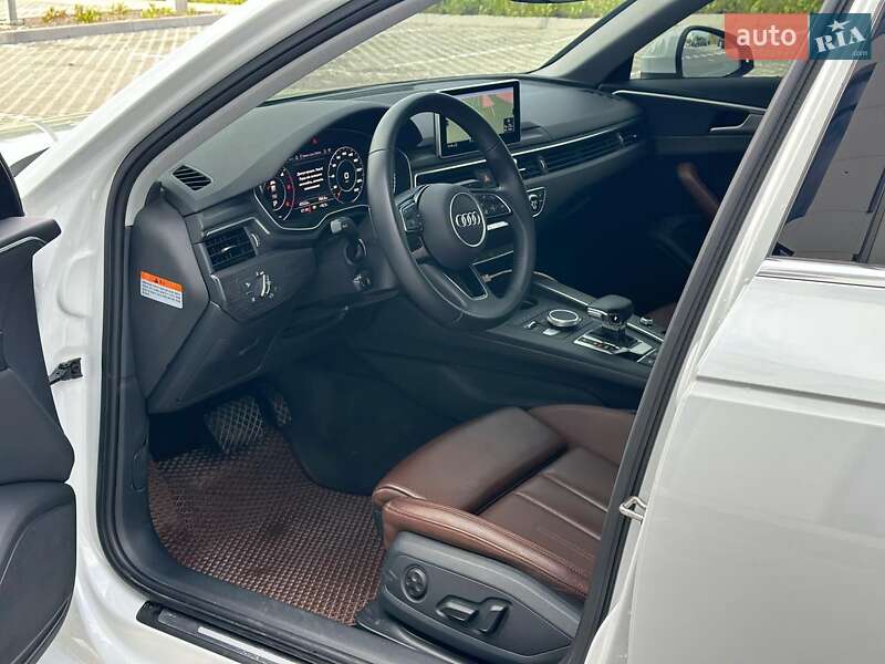 Седан Audi A4 2018 в Львове