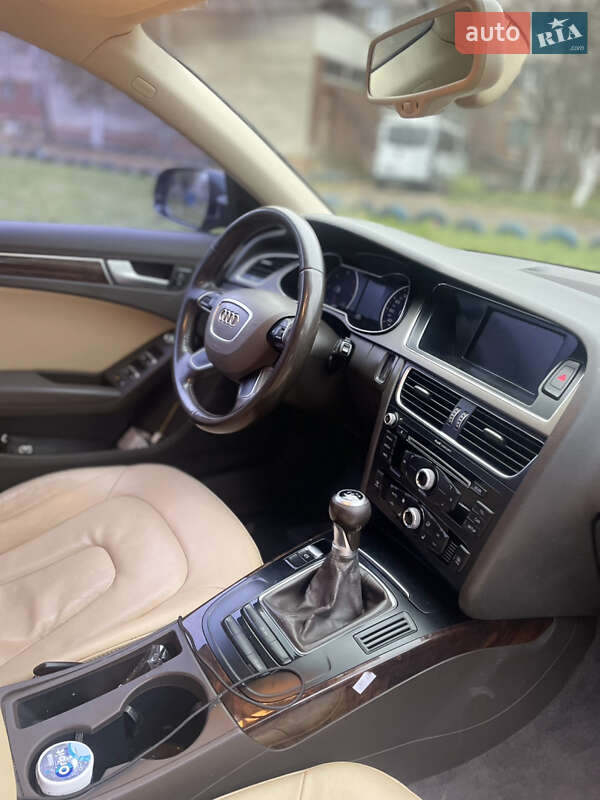 Универсал Audi A4 2012 в Ужгороде