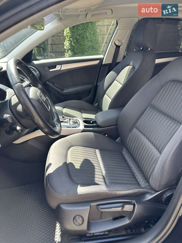 Универсал Audi A4 2009 в Вараше