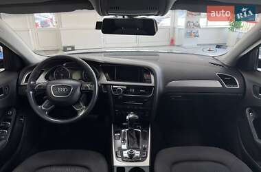 Седан Audi A4 2012 в 