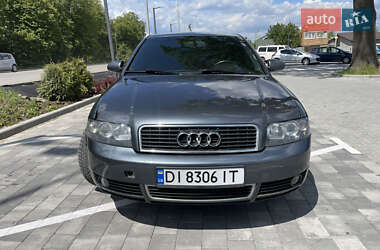 Седан Audi A4 2002 в 