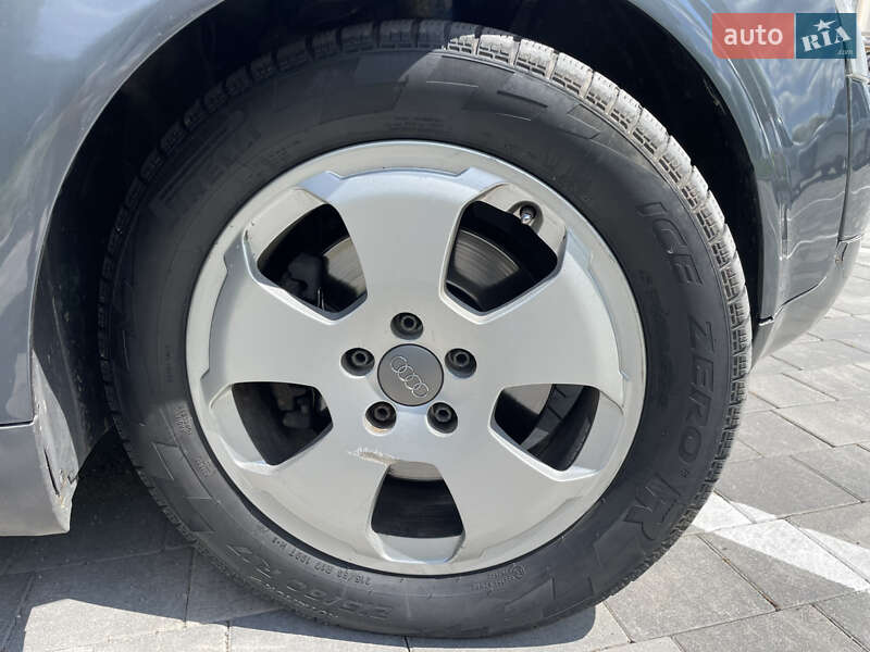 Седан Audi A4 2002 в Виннице