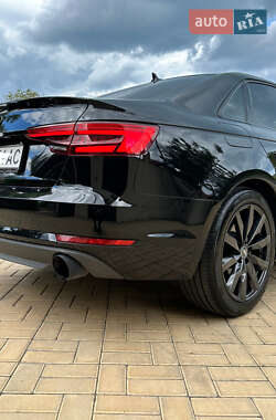 Седан Audi A4 2017 в 