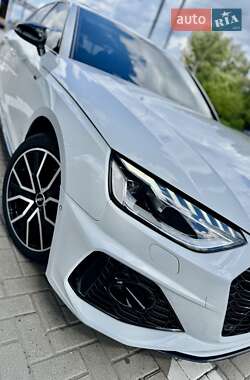 Седан Audi A4 2021 в 