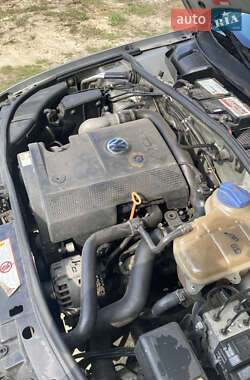 Универсал Audi A4 1998 в 