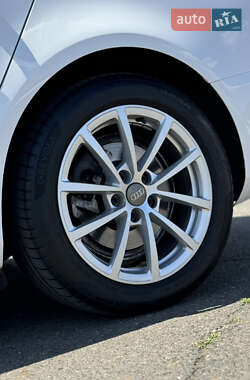 Универсал Audi A4 2013 в 