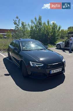Седан Audi A4 2016 в 