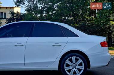 Седан Audi A4 2011 в 