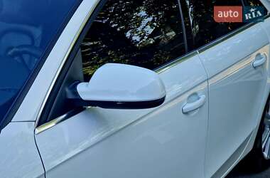 Седан Audi A4 2011 в 