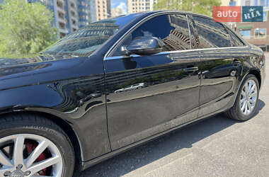 Седан Audi A4 2013 в 