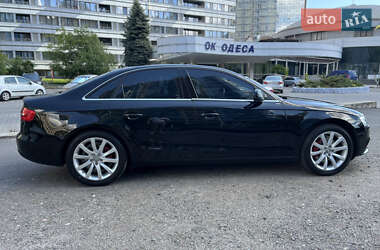 Седан Audi A4 2013 в 