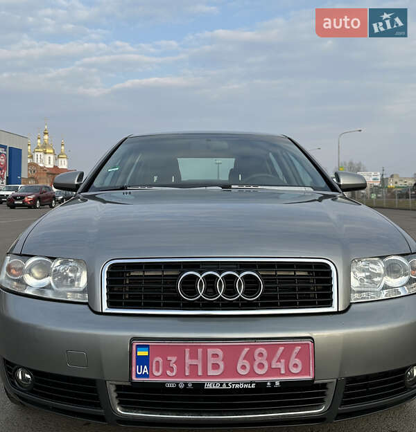 Седан Audi A4 2003 в 
