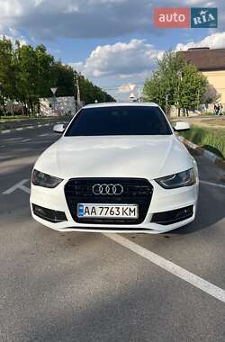 Седан Audi A4 2014 в Киеве
