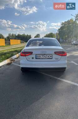 Седан Audi A4 2014 в 