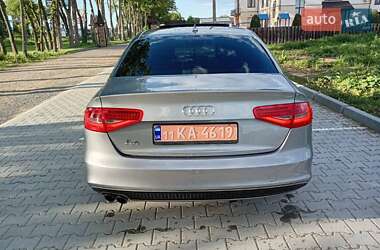 Седан Audi A4 2015 в 