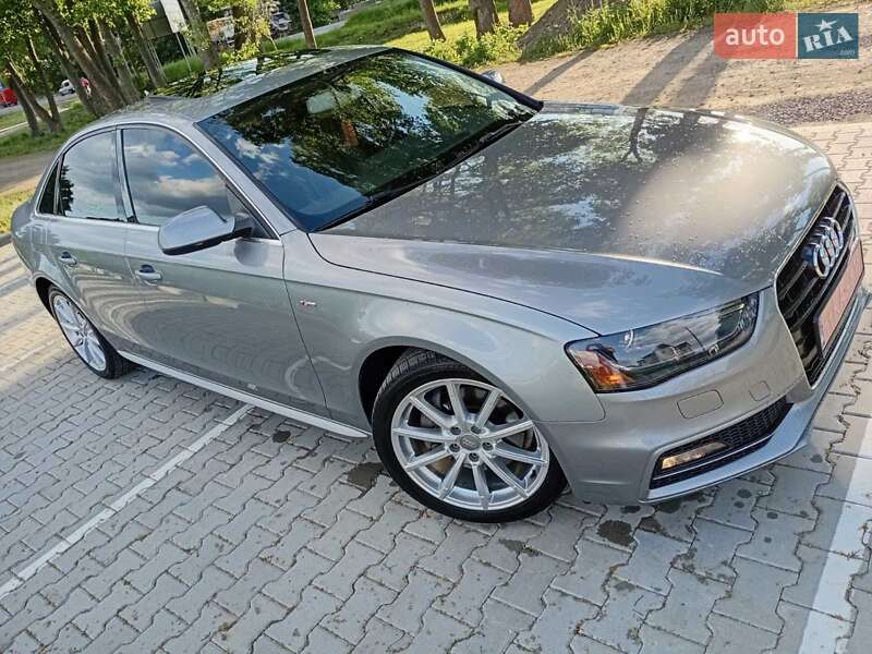 Седан Audi A4 2015 в 