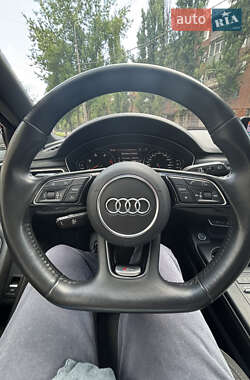 Универсал Audi A4 2018 в 