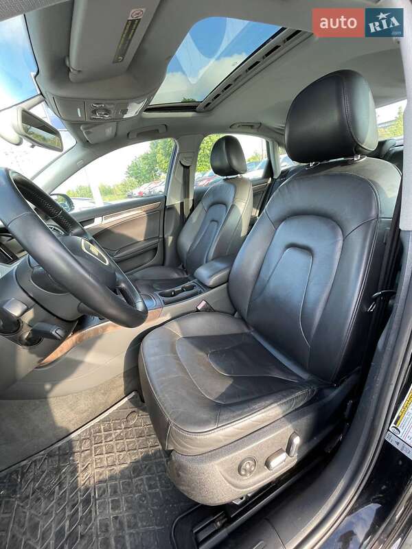 Седан Audi A4 2013 в Львові