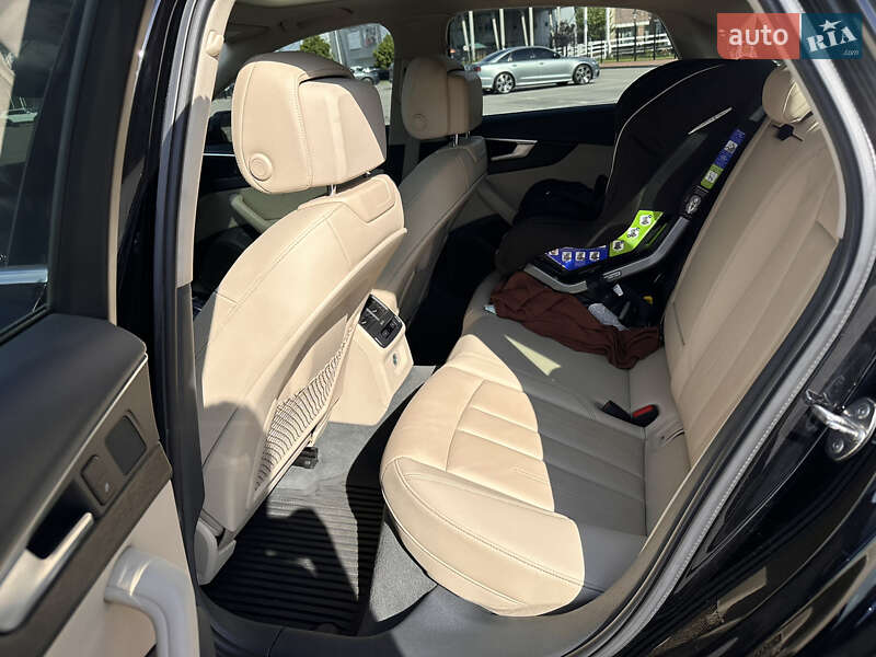 Седан Audi A4 2018 в Киеве фото 18 Седан Audi A4 2018 в Киеве