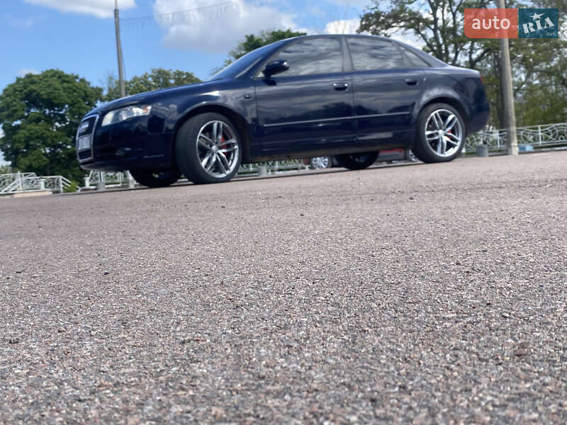 Седан Audi A4 2005 в Коростене