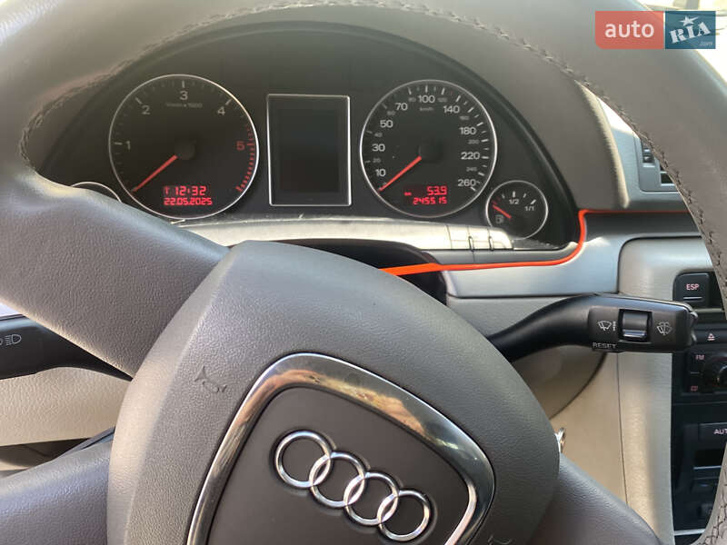 Седан Audi A4 2005 в Коростене