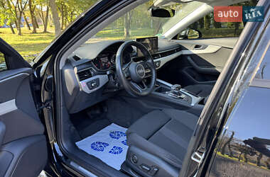 Универсал Audi A4 2020 в 