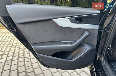 Універсал Audi A4 2017 в 