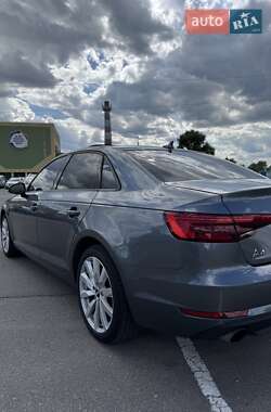 Седан Audi A4 2017 в 