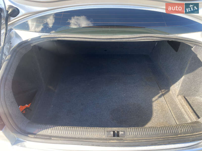 Седан Audi A4 2002 в Киеве