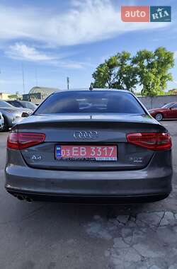 Седан Audi A4 2014 в 