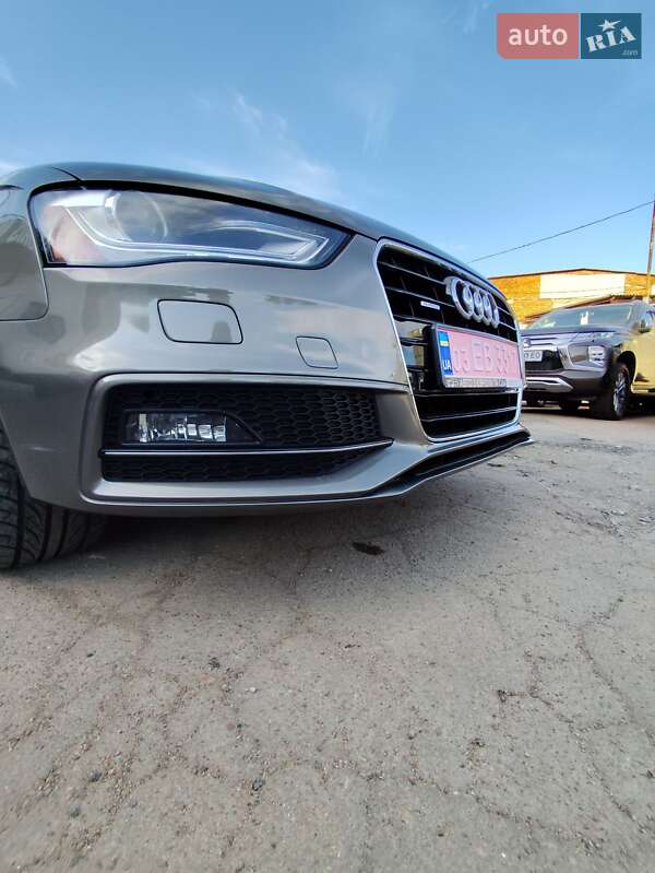 Седан Audi A4 2014 в Чернигове