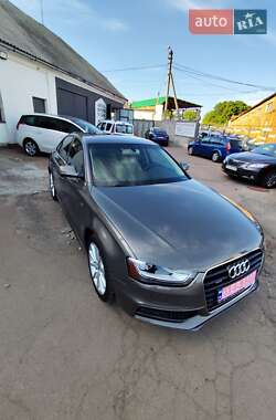 Седан Audi A4 2014 в 