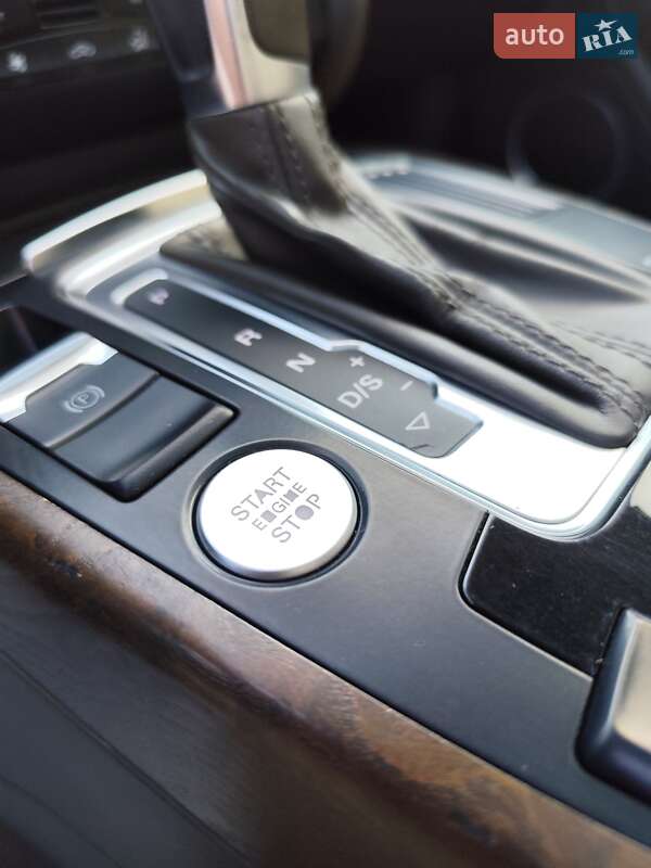 Седан Audi A4 2014 в Чернигове