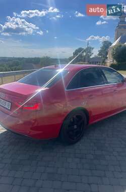 Седан Audi A4 2013 в 