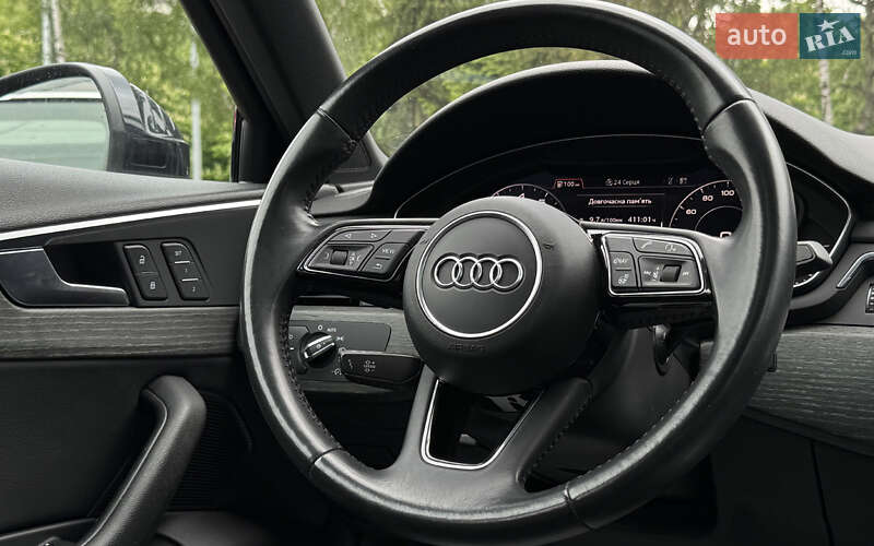 Седан Audi A4 2018 в Львове