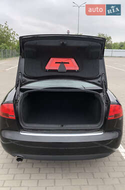 Седан Audi A4 2006 в 