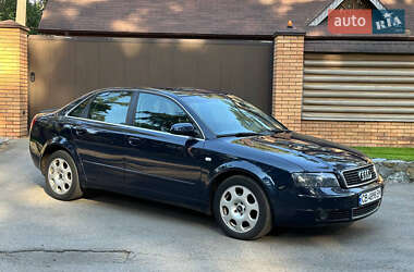 Седан Audi A4 2004 в 